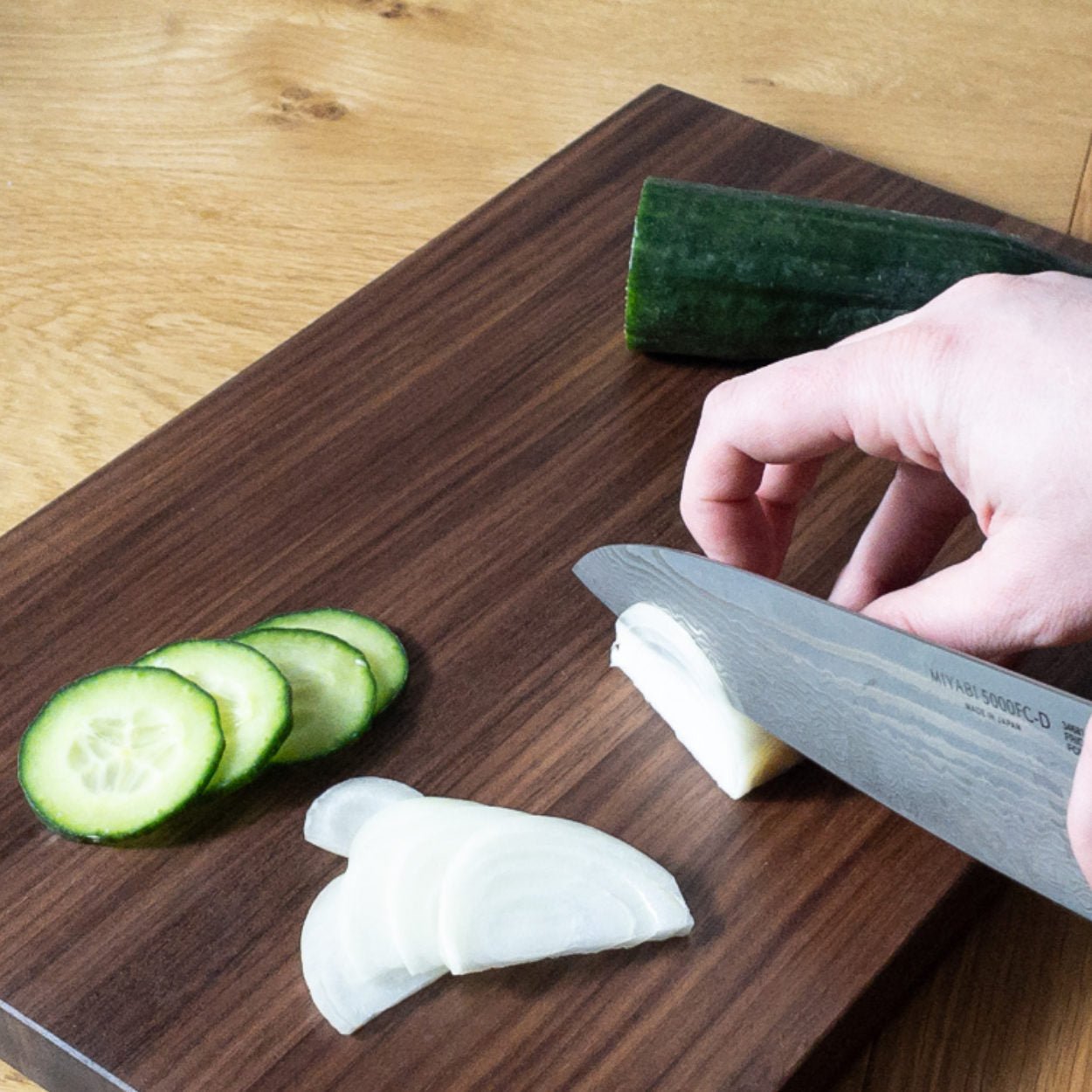 Stealth Edge Grain Chopping Board - uBaaHaus