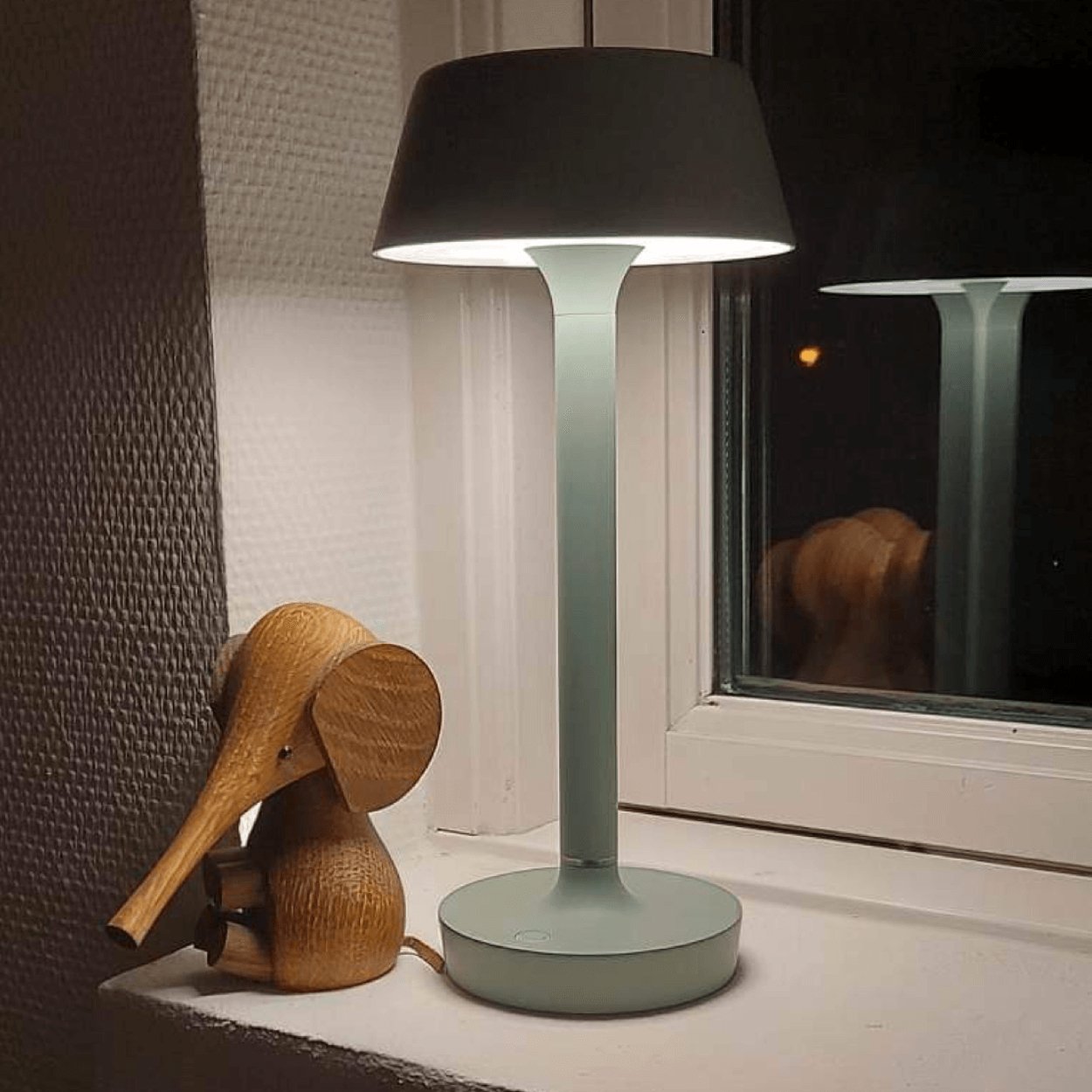 AntiDark Companion Table Light