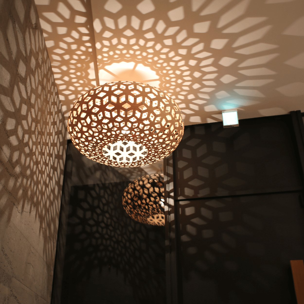 David Trubridge Snowflake Ceiling Pendant - uBaaHaus
