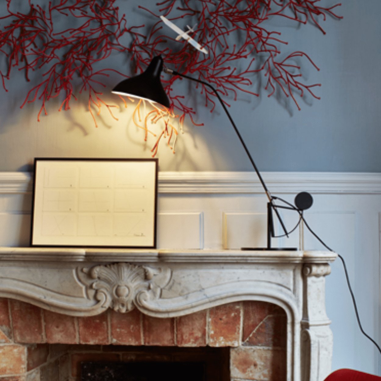 DCW éditions Mantis BS3 Table Light - uBaaHaus