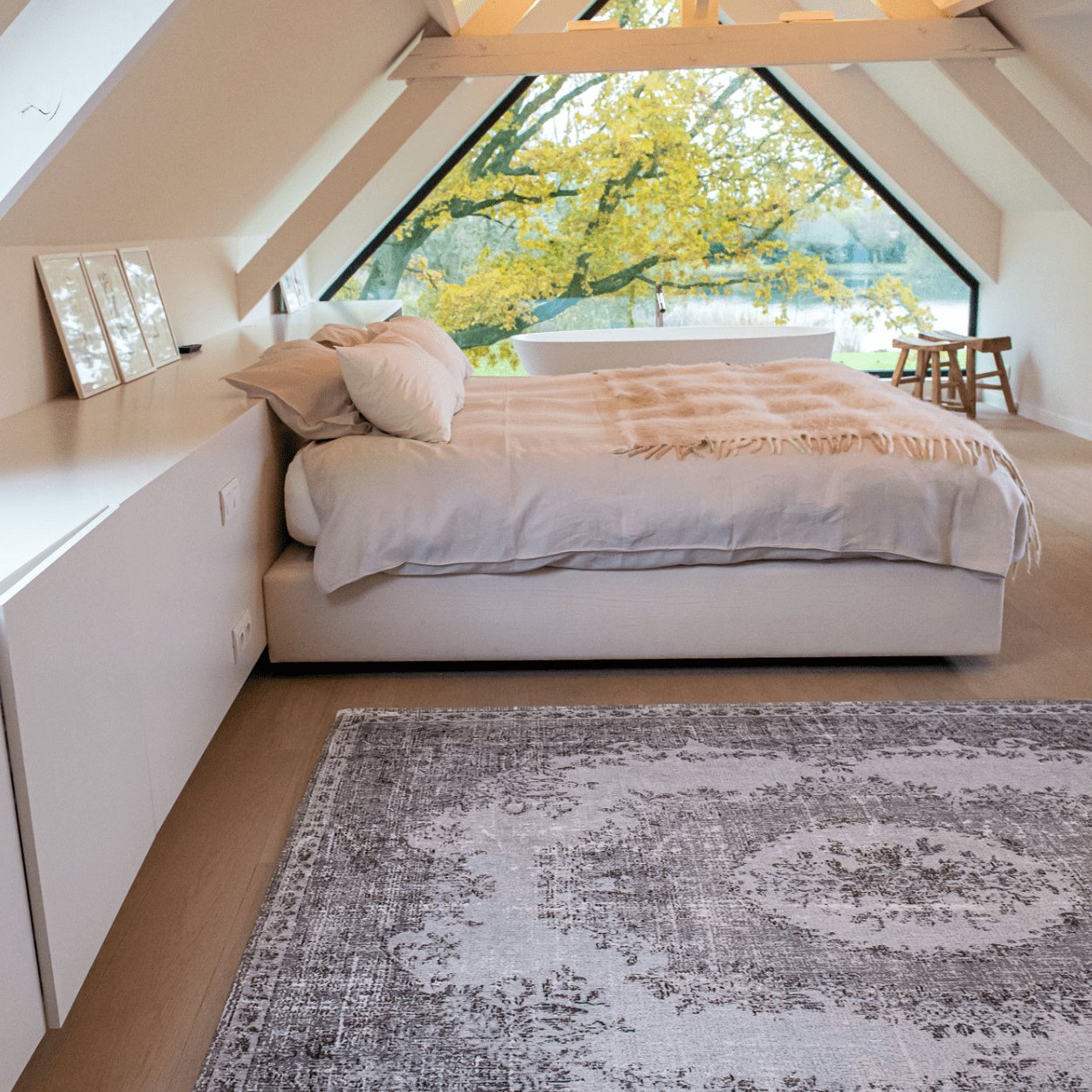 Louis De Poortere Contarini White Rug