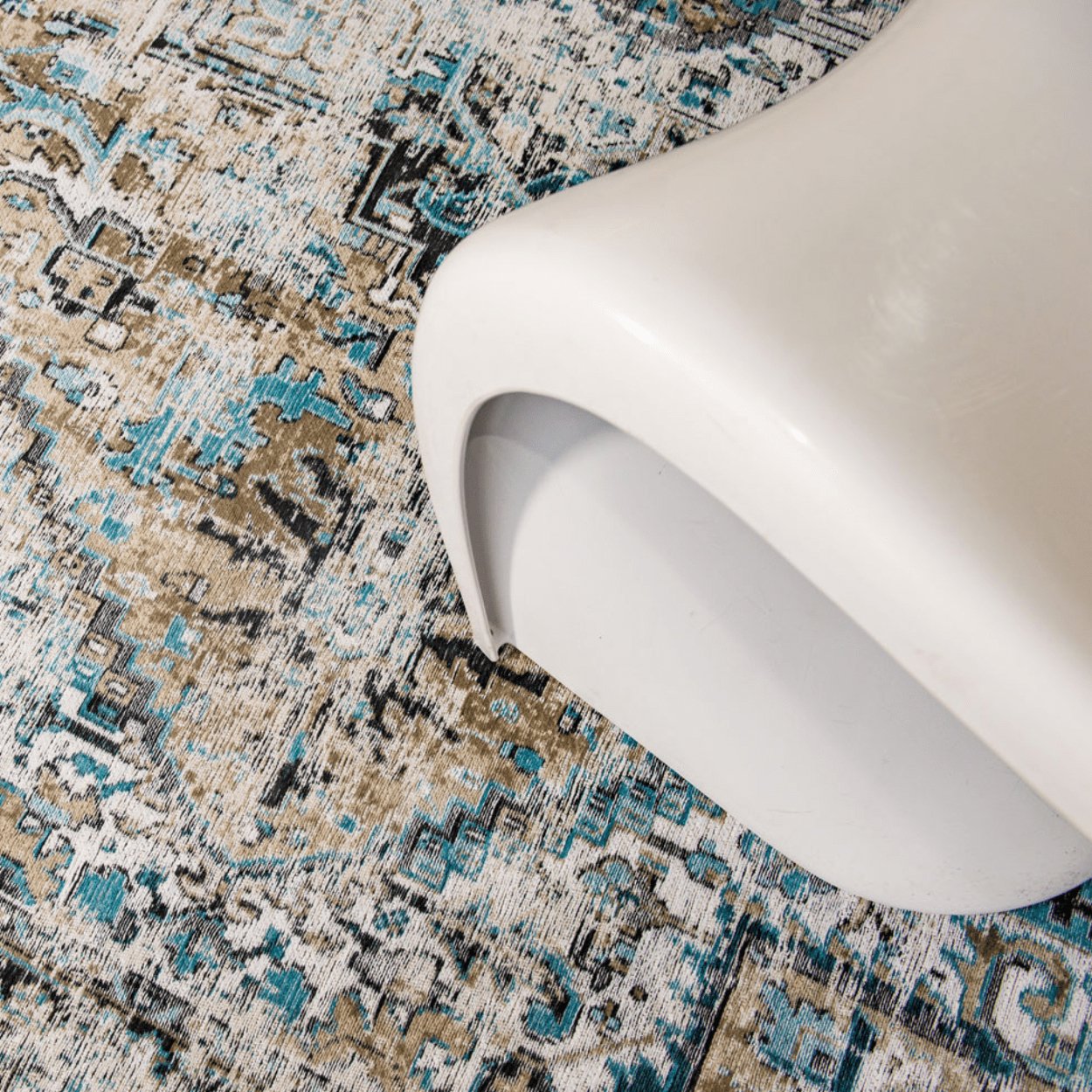 Louis De Poortere Golden Horn Beige Rug